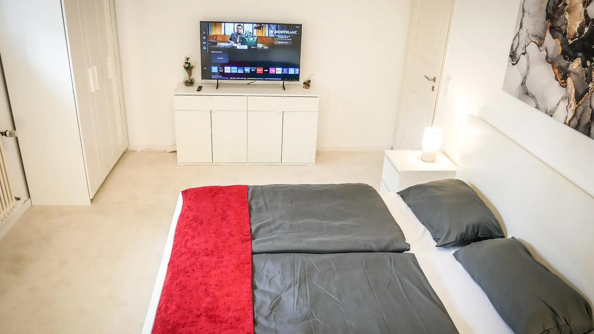 Villa Aurelia Cologne 0*,